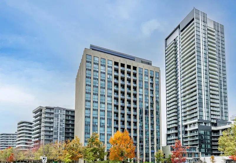 Stunning Fully Furnished Loft Offering True Panoramic Million Dollar Views In The Heart Of The Shops At Don Mills.