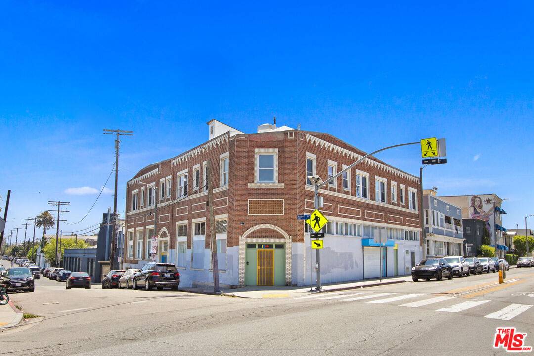 1802   Pacific Ave 4BR Marina Del Rey La
