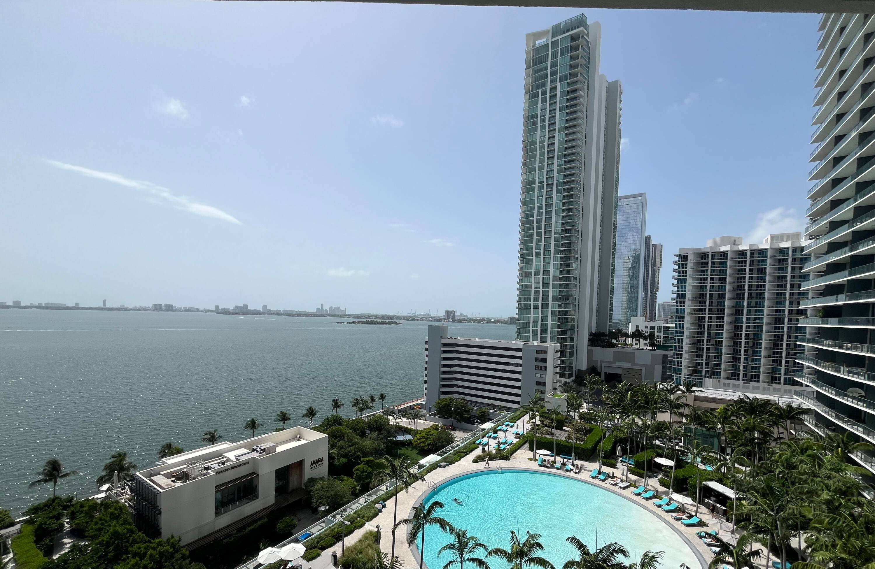 Exclusive apartment in the sought after Paraiso Bay Building.