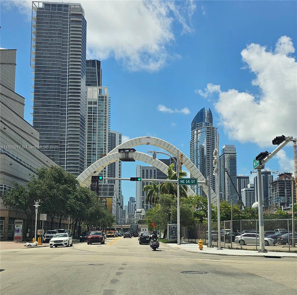 Exceptional Investment Opportunity at Paramount Miami Worldcenter !