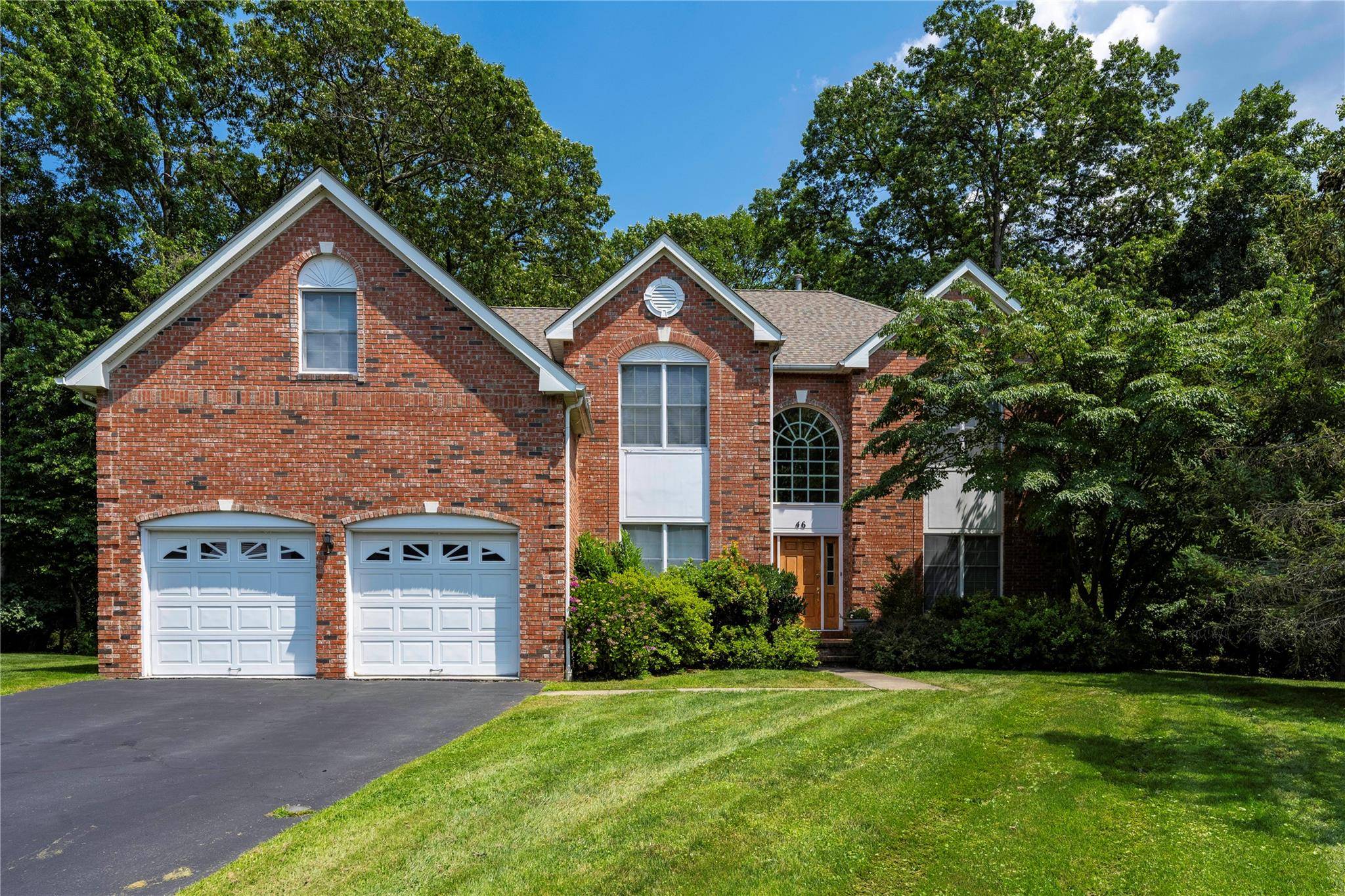 Elegant 5 Bedroom Home for Lease in a tranquil Cul de Sac.