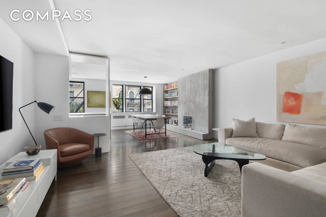 At nearly 1, 600 square feet, Residence 4CD at 250 West 15th Street is a rare downtown home where architectural detail and thoughtful design come together at the intersection of ...