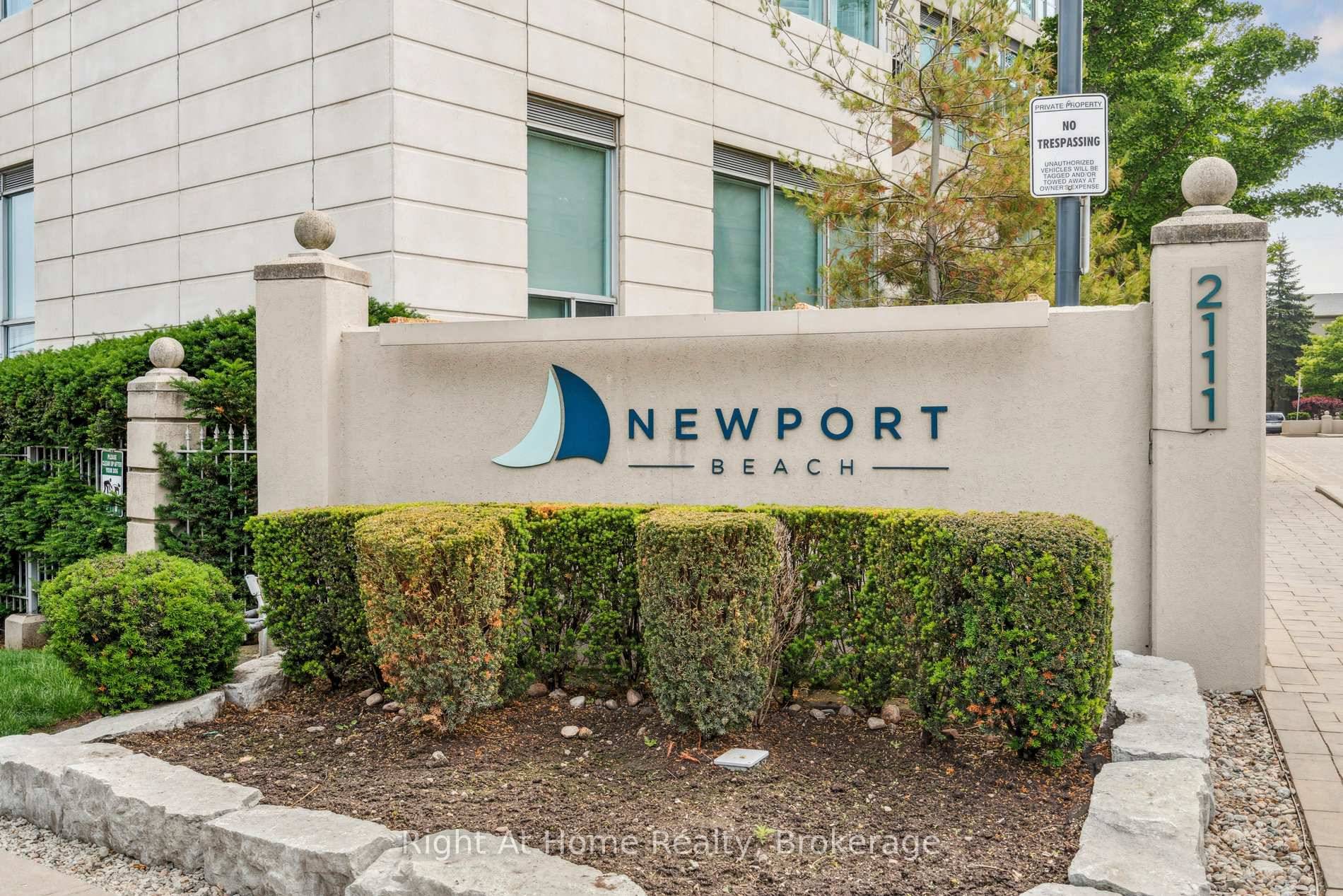 Welcome to your new home in this bright and spacious 2 bedroom, 2 bathroom condo, where natural light pours in and water views take centre stage.