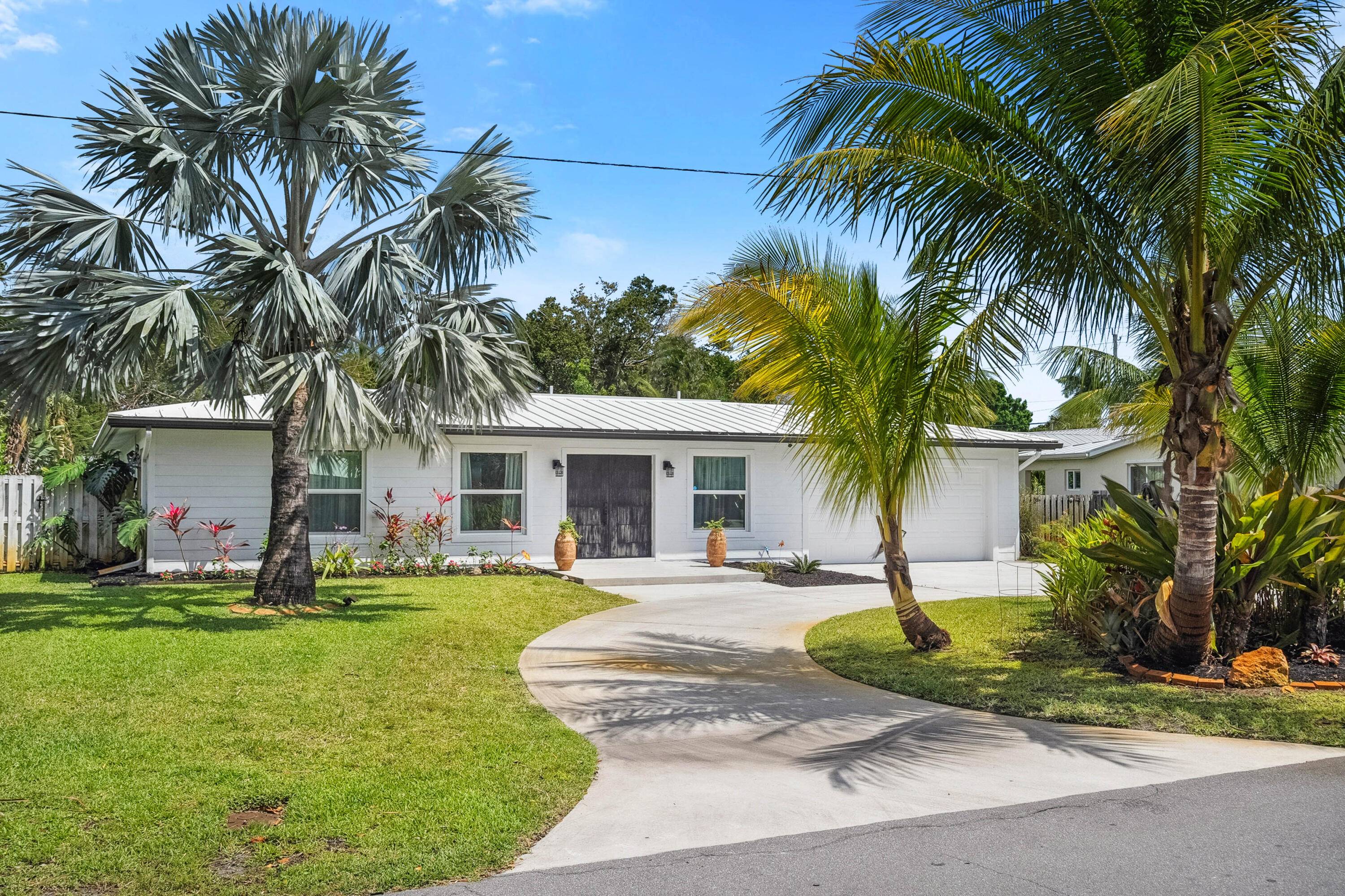 Charming, one of a kind, and right in the heart of downtown Stuart this 3 bedroom gem is packed with character and over 200, 000 in custom upgrades.