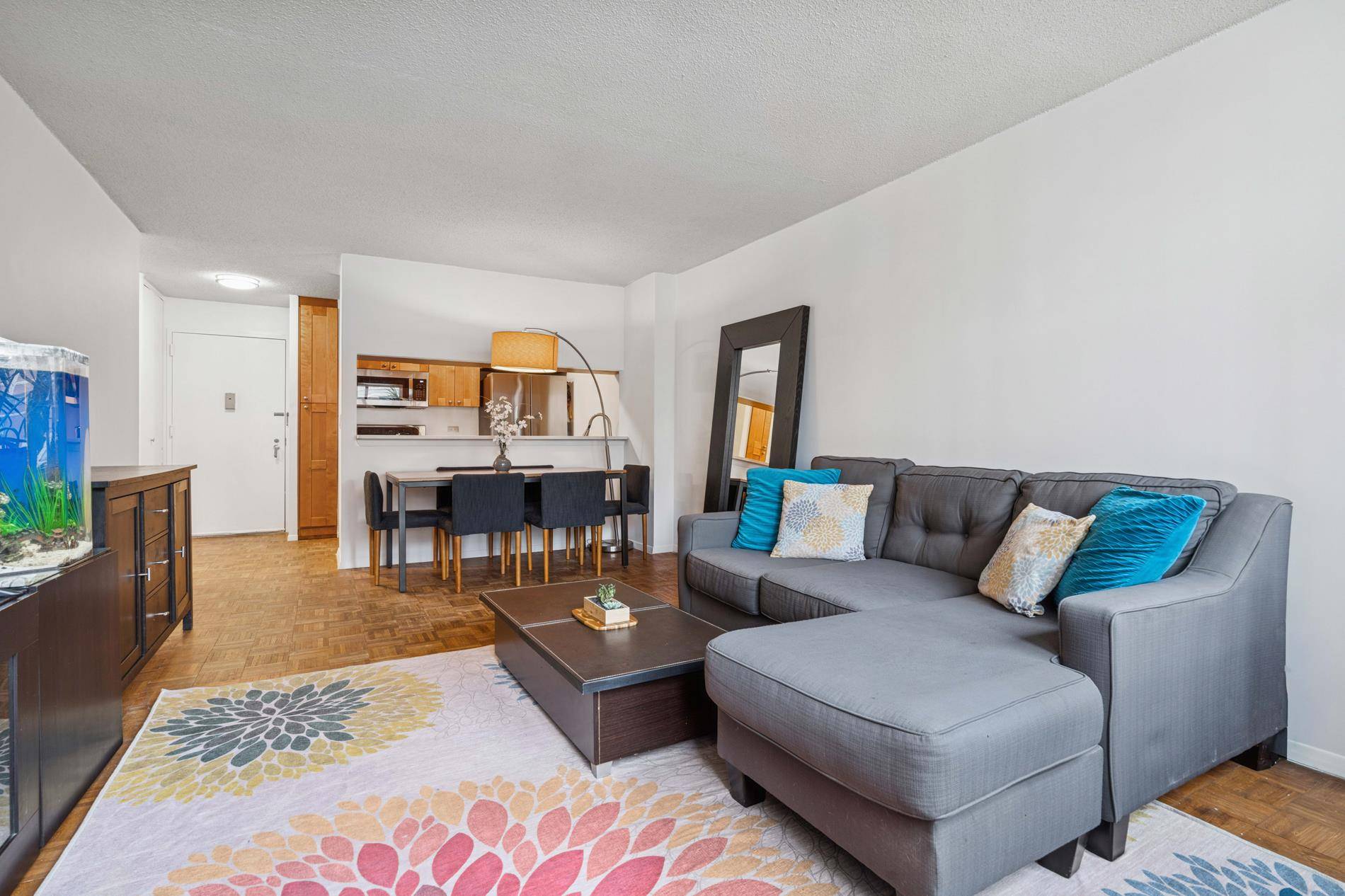 This spacious one bedroom apartment is located in Cove Club Condominium, one of Battery Park s premier buildings and is nestled next to the tranquil South Cove Plaza and the ...