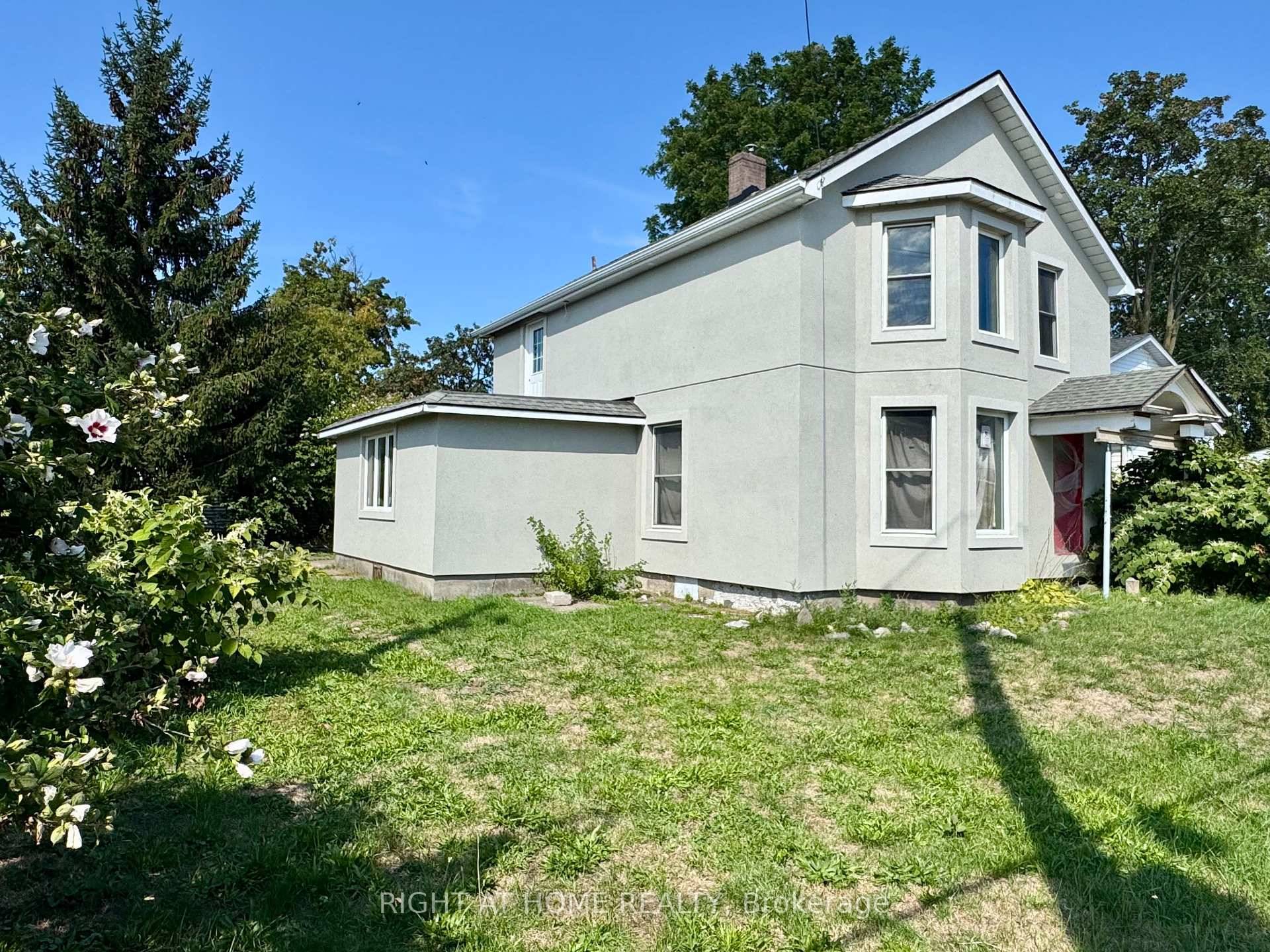 Attention Investors ! Don't miss this unique opportunity to own a spacious 5 bedroom home in one of Fort Erie's most desirable locations just steps from Main Street !
