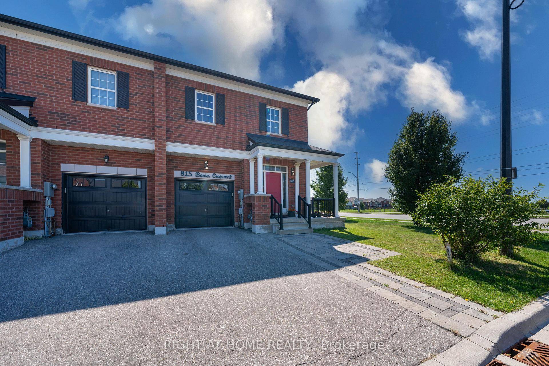 Located in the heart of Milton on the largest lot of the crescent, this highly desired executive corner unit freehold townhome offers the perfect blend of space, style, and convenience.