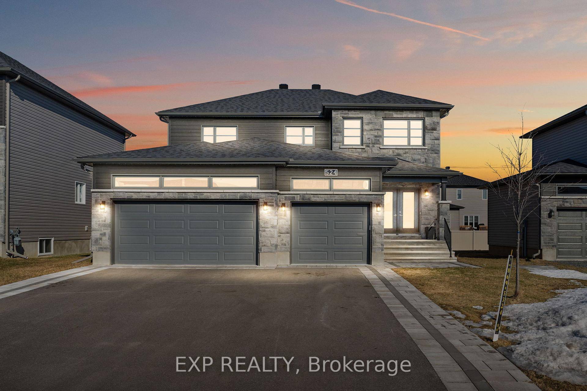Welcome to this exquisite 5 bed, 3.