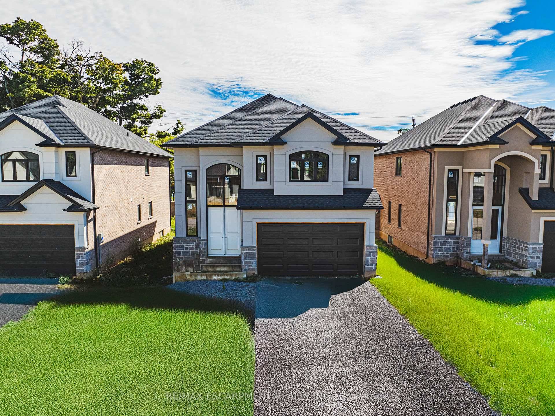 PRIVATE LENDING AVAILABLE BY THE BUILDER.