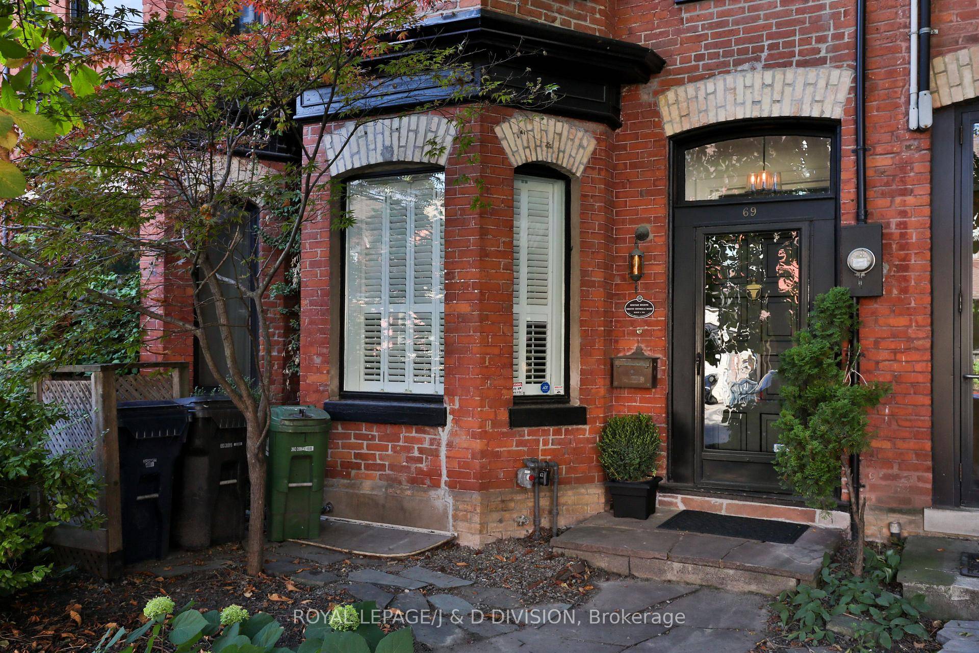 This impeccably renovated 3 storey Victorian showcases exceptional quality amp ; exquisite finishes throughout.