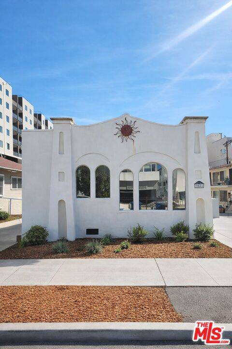 1028 S Serrano Ave 3BR La