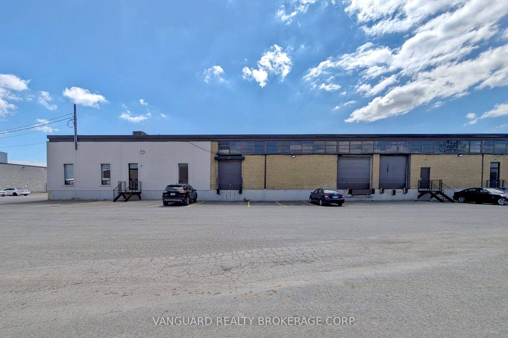 Great location. Clean unit.