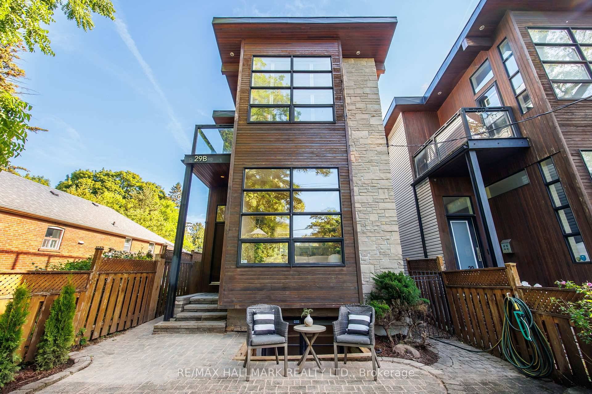 Rarely available modern 2 1 bedroom home backing onto the Don Valley ravine.