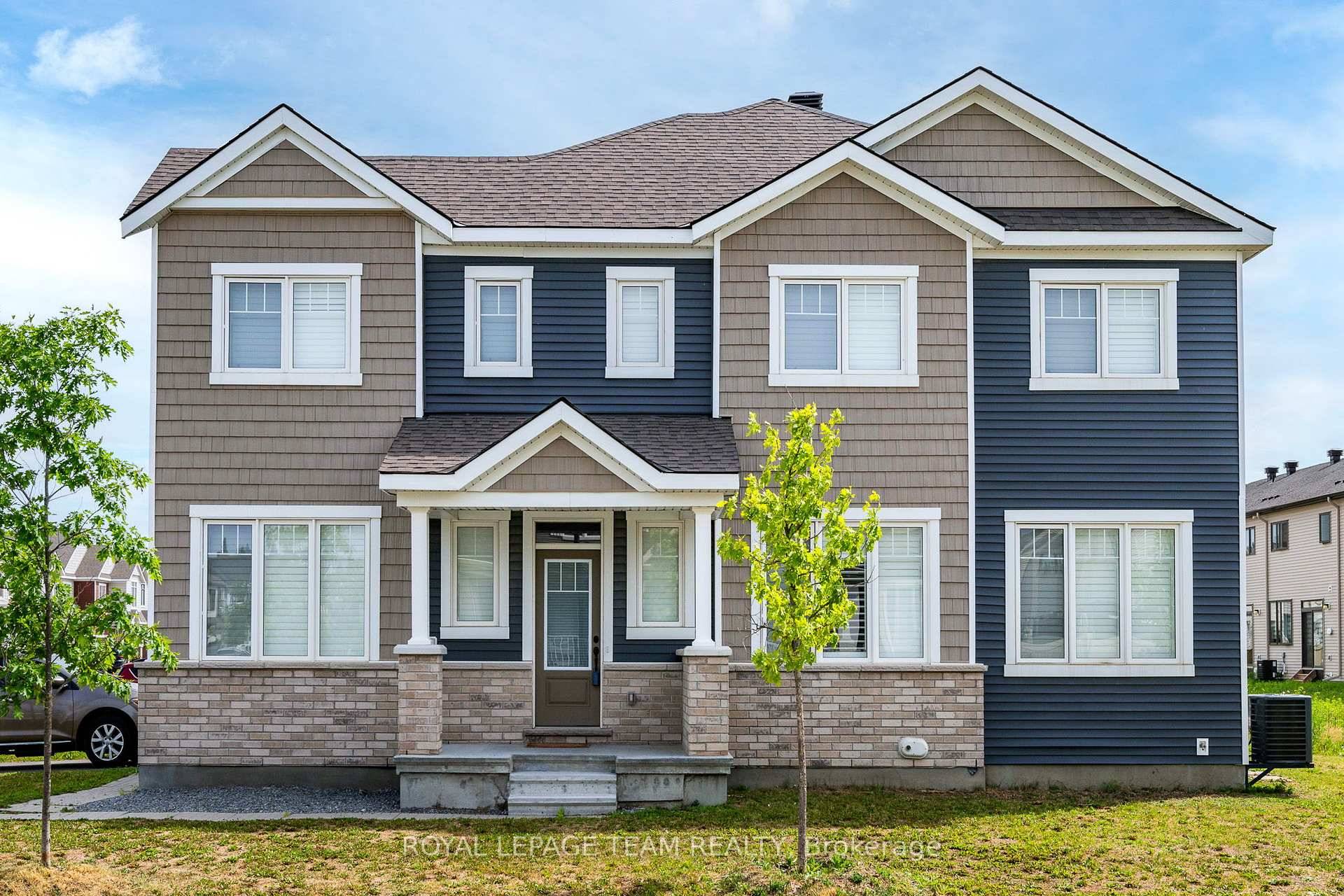 Stunning End Unit on an XL Lot.