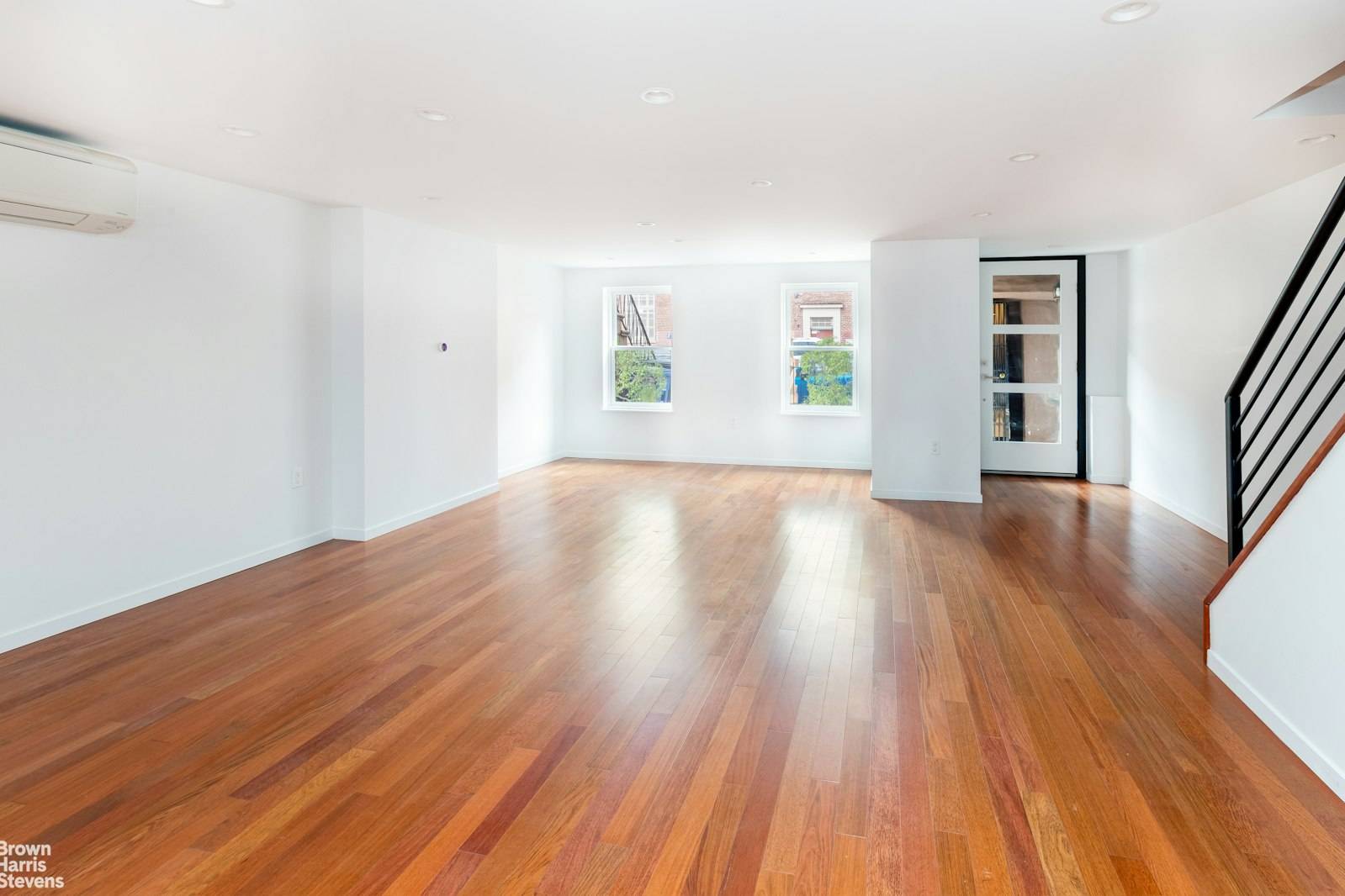 Welcome to a true gem nestled in the heart of Carroll Gardens !