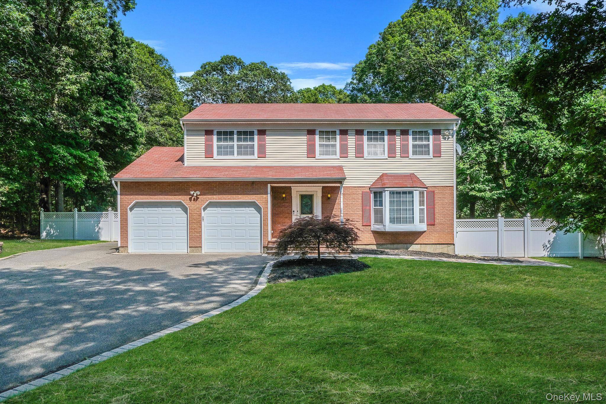 Welcome to this charming and spacious 3 bedroom, 2.