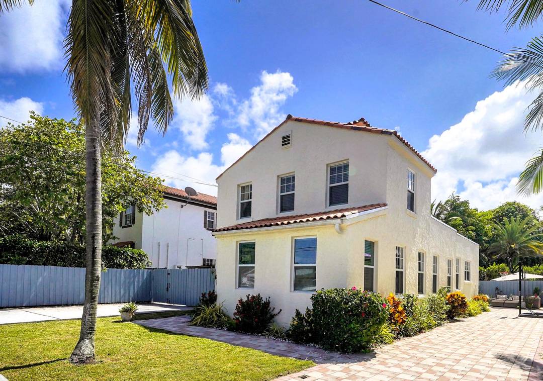 Charming and Historic, this beautifully preserved home is ideally located just a few blocks from vibrant Atlantic Avenue and Delray Beach's stunning coastline.
