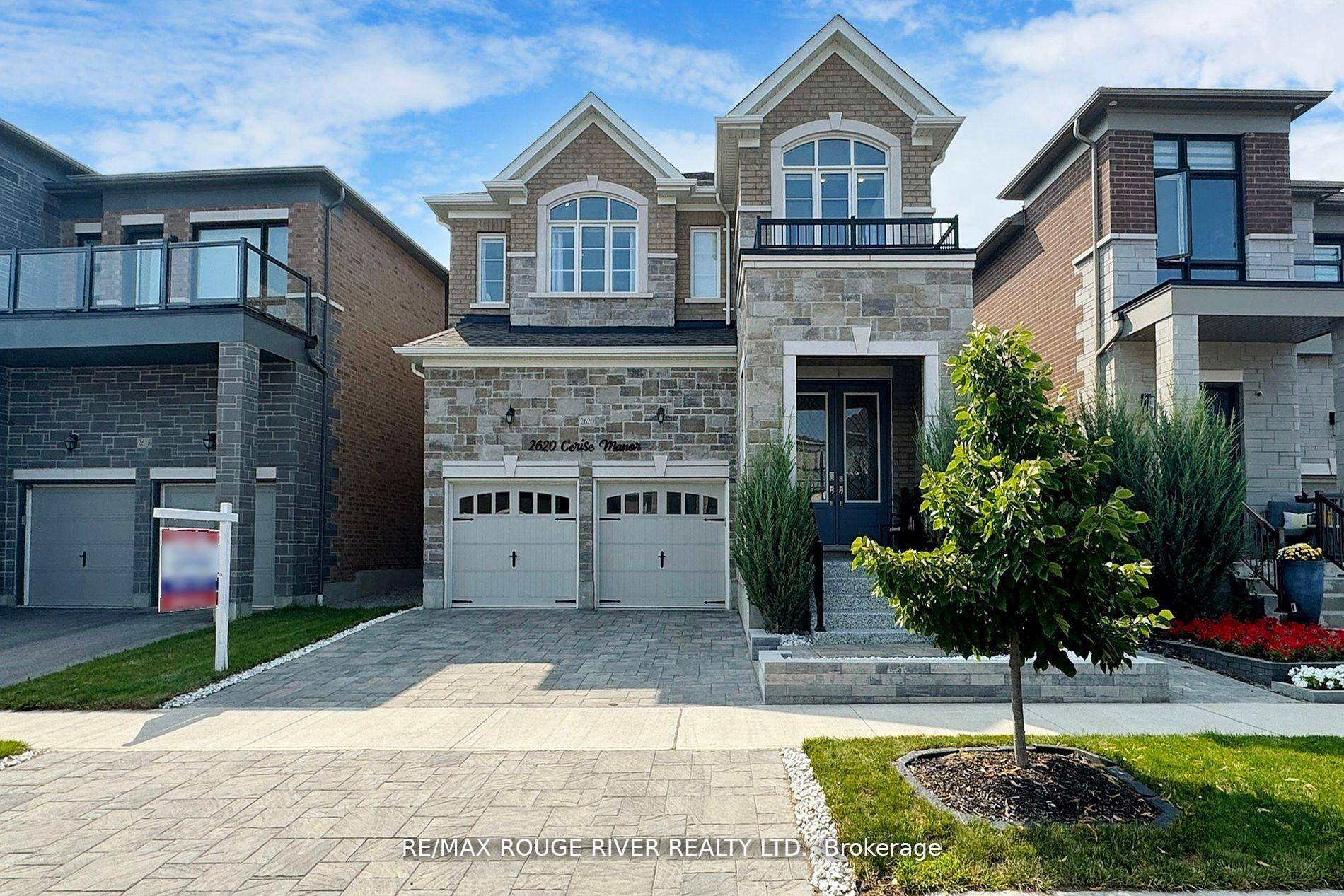 STUNNING HOME ! ! 5 BEDROOMS and 5 BATHROOMS !