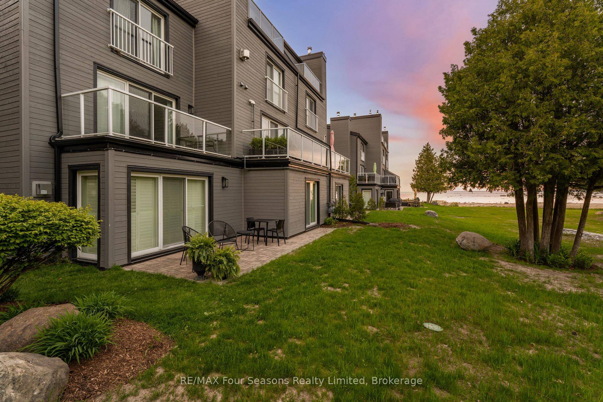 Welcome to The Cove, one of Collingwood's most desirable waterfront communities, where Georgian Bay is right outside your door and four season adventure is always within reach.