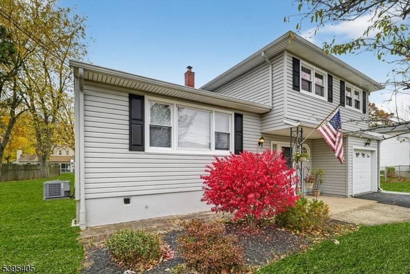 Welcome to Watchung View Estates in prestigious Bridgewater Township !