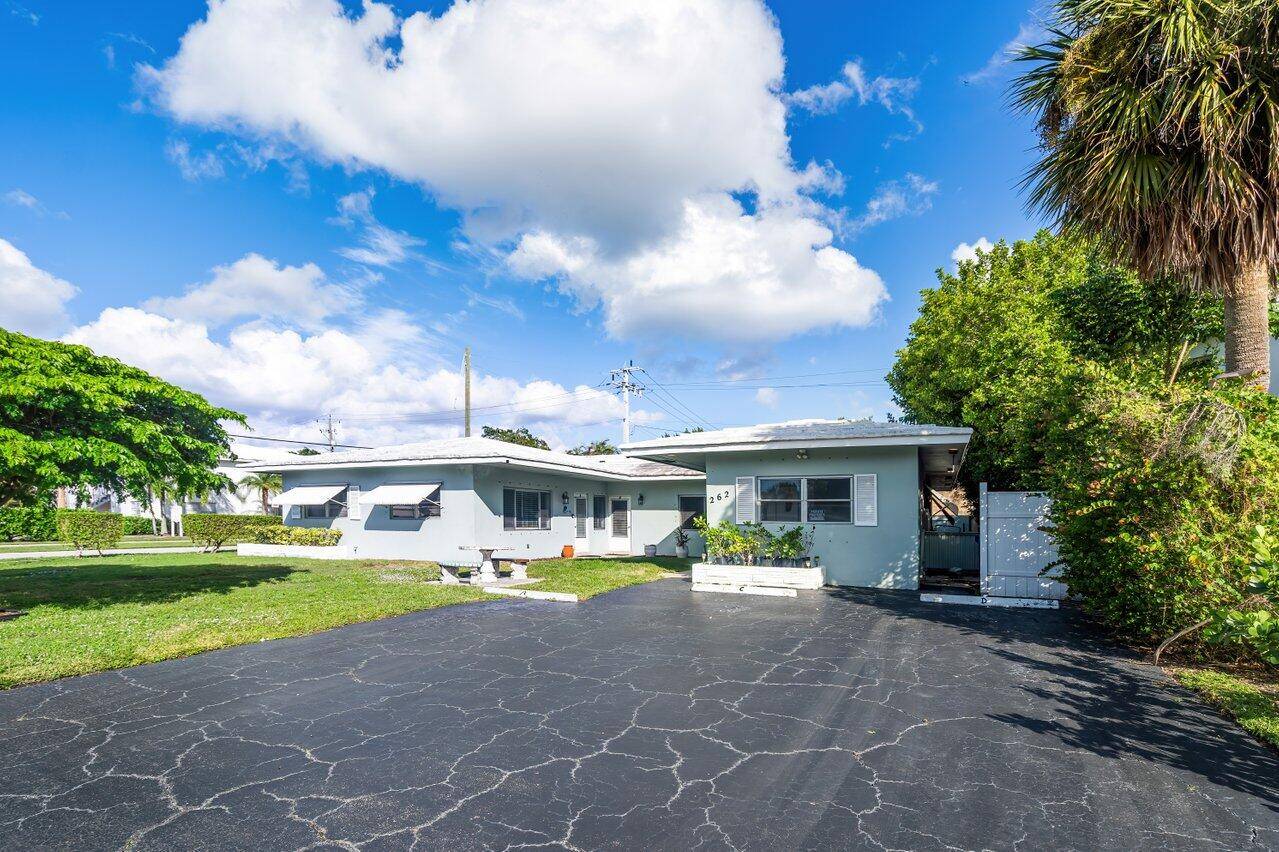 Rare Investment Opportunity in Prime Deerfield Beach !