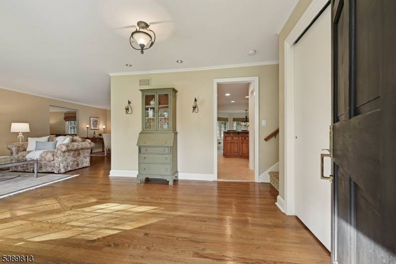 Welcome to this beautiful split level home in Livingston's most charming neighborhood.