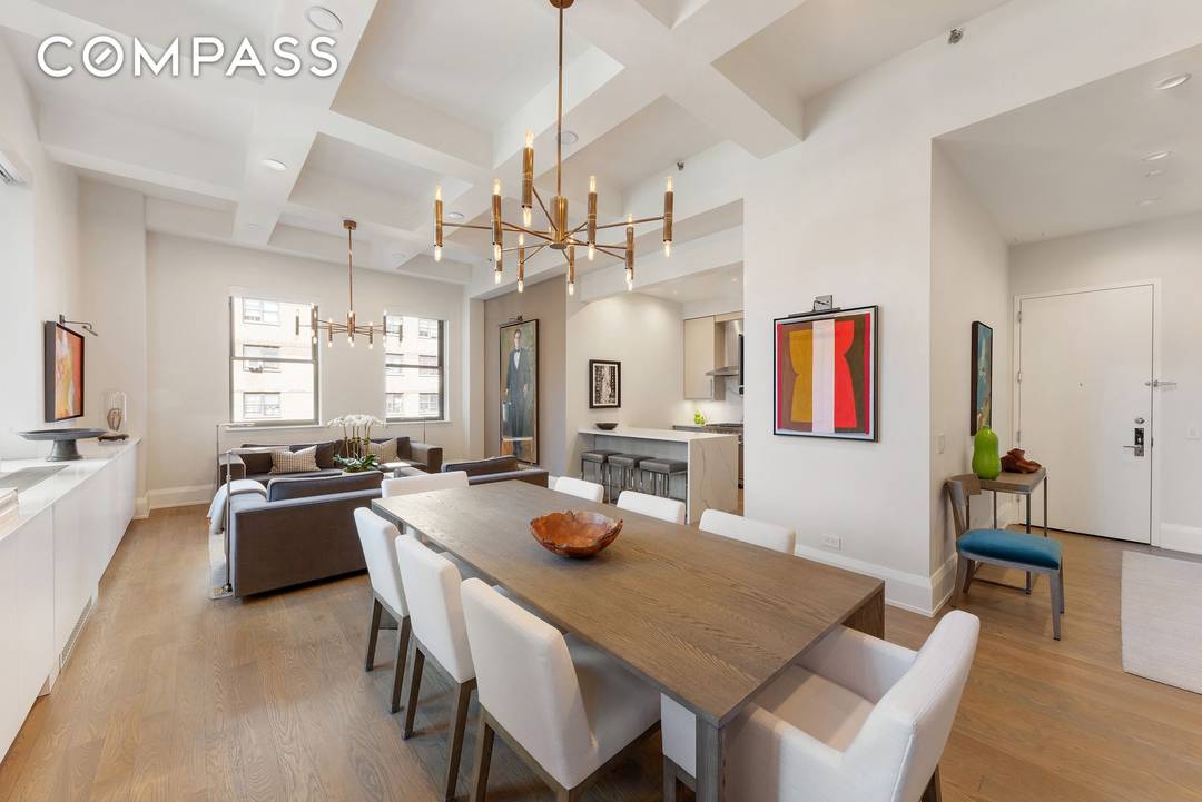 Located at West 26th Street, The Heywood is a beautifully redesigned Pre War industrial building that offers full service luxury loft condominium living in West Chelsea.
