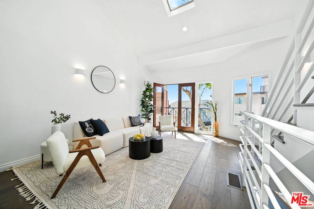 2454   4th St 2BR Santa Monica La