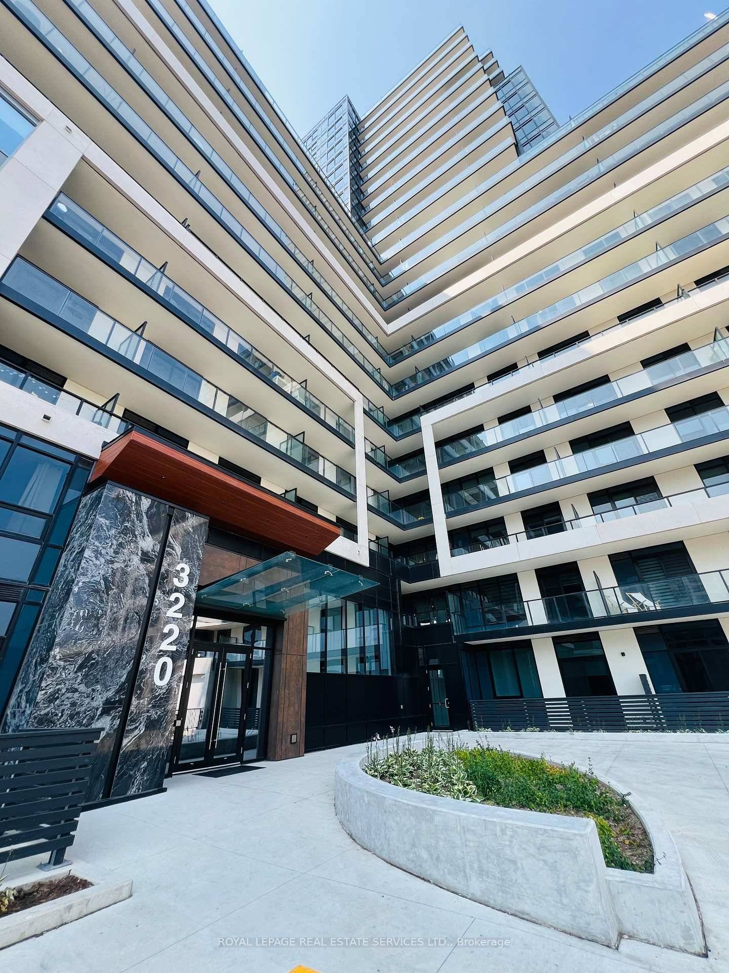 Beautiful 2 Bedroom 2 Bathroom Condo Unit in the Stunning Upper West Side Building by Branthaven !
