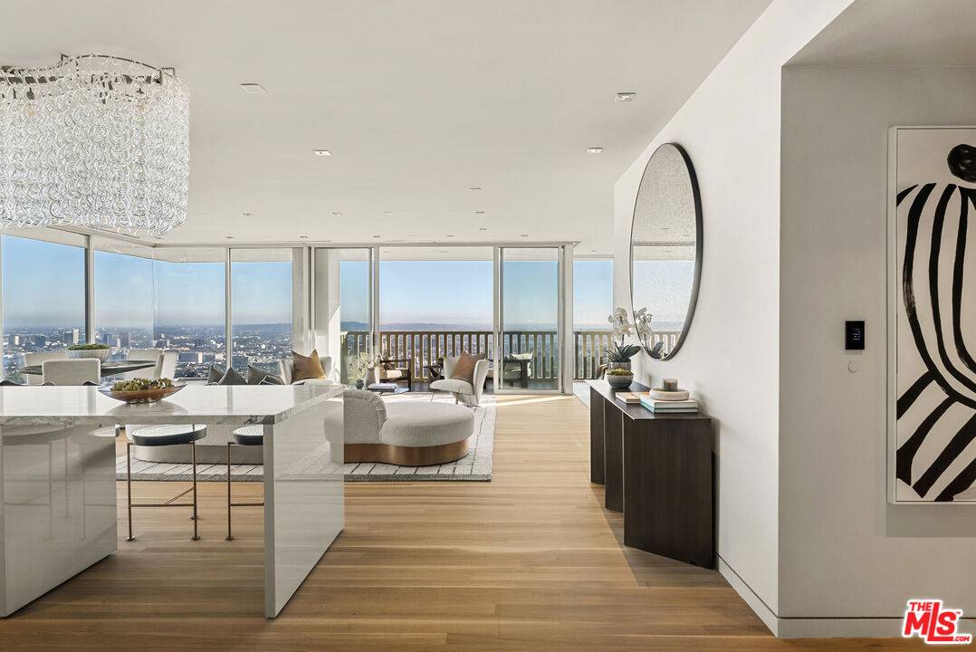 9255   Doheny Rd 1BR Sunset Strip La