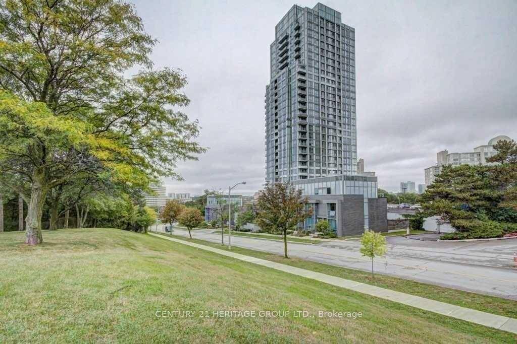TRIDEL LUXURY WELL MAINTAINED BUILDING, SUNNY AND BRIGHT CORNER UNIT WITH WALL TO WALL WINDOWS ALONG LIVING AND DINING ROOM, OPEN CONCEPT MODERN FUNCTIONAL 2 BEDROOMS.