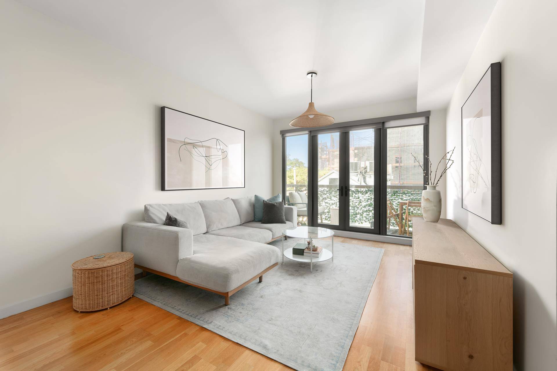 Introducing Residence 3M at 500 Fourth Avenue A rare chance to own a spacious 2 bedroom, 2 bathroom condo in a full service building at the vibrant crossroads of Park ...