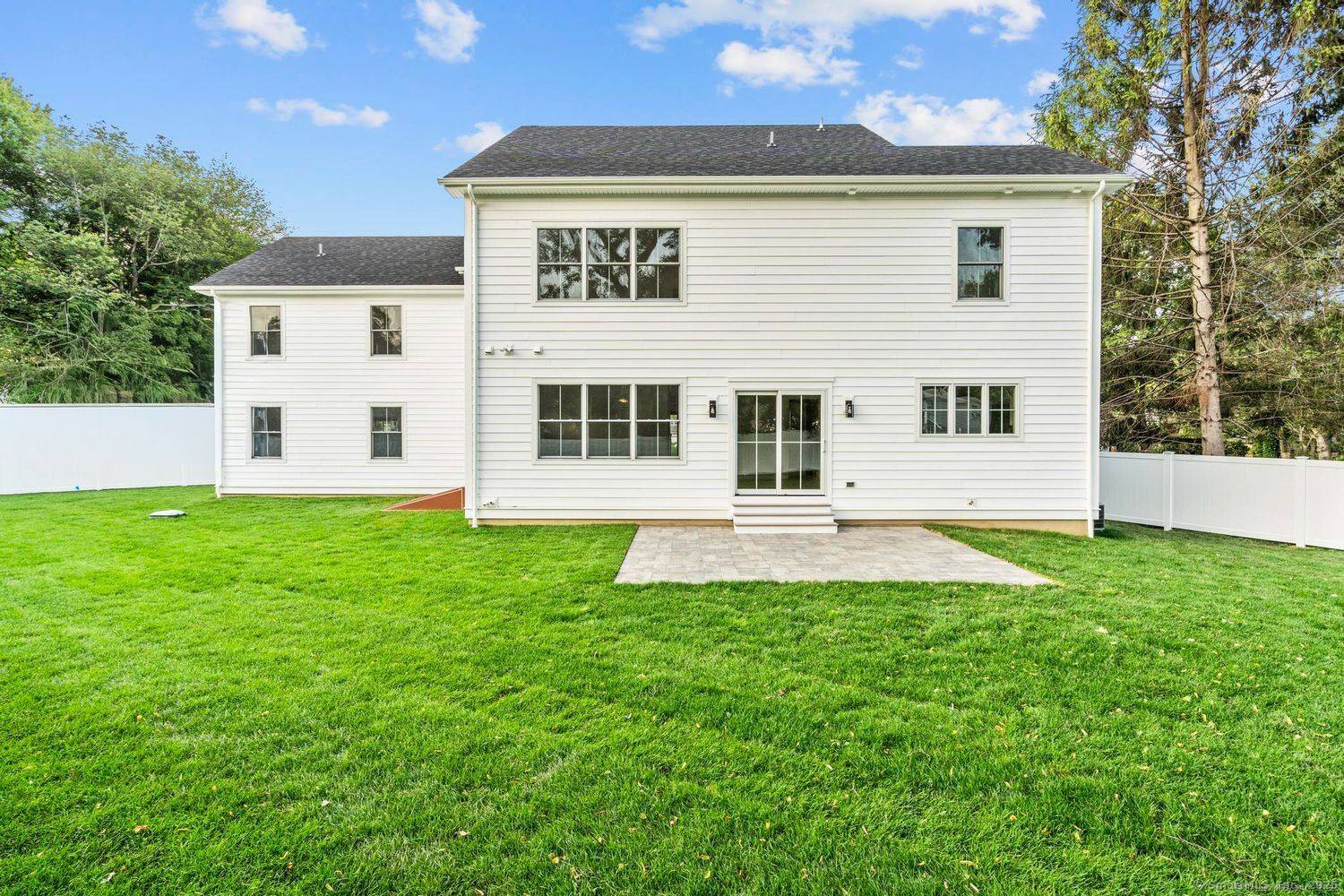 Award Winning Luxury in Fairfield !