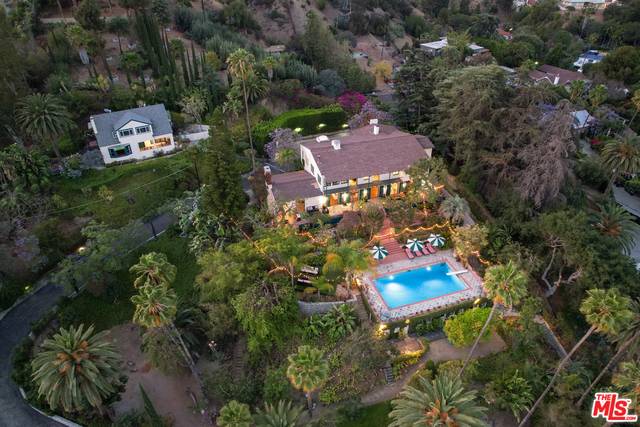 2003   La Brea Ter Hollywood Hills East LA