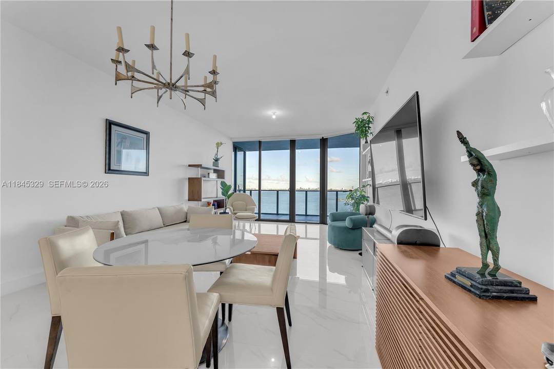 Experience elevated coastal living in this 3 bedroom den sky residence at Miami s newest luxury landmark.