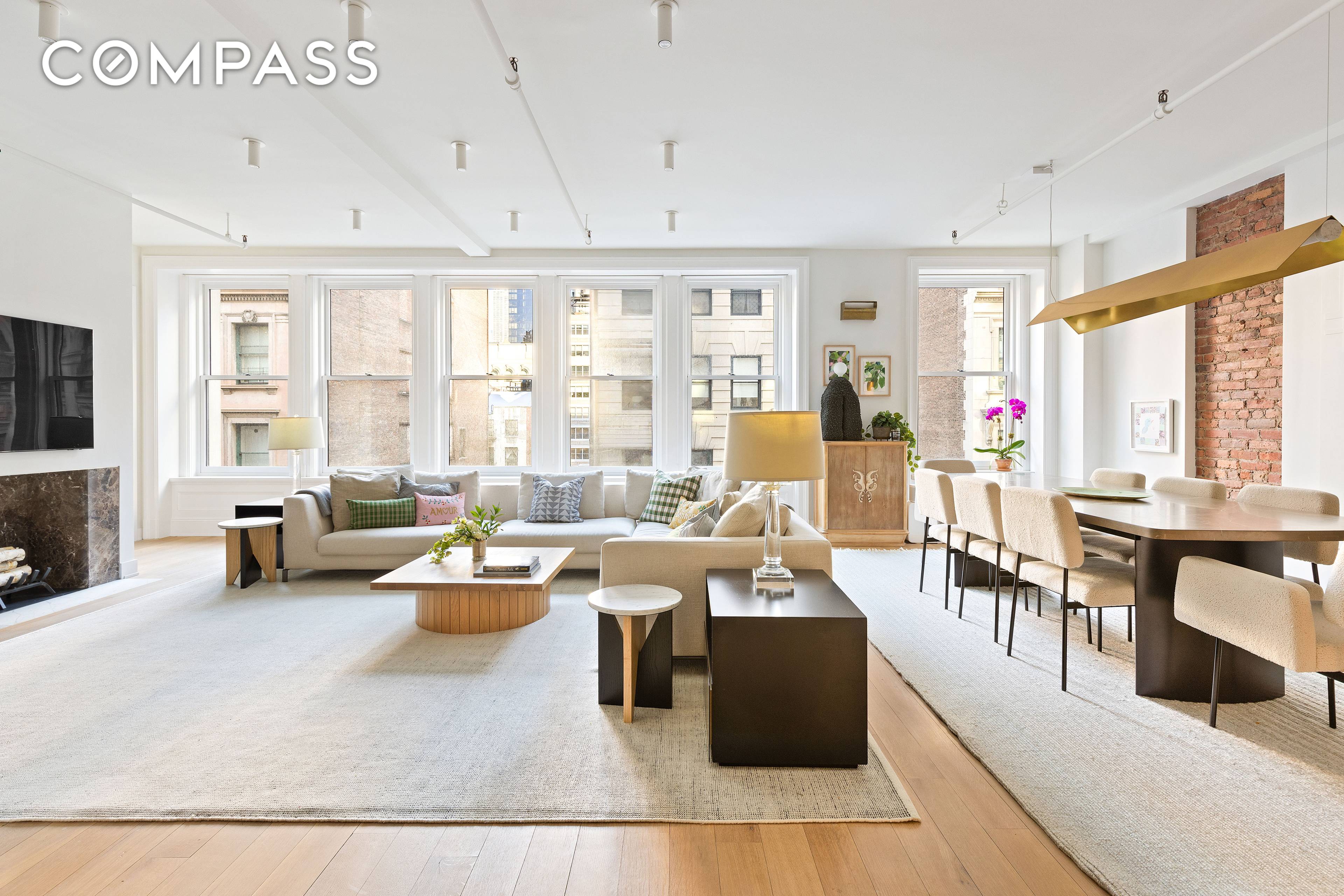 This Flatiron triple mint full floor loft was just exquisitely renovated, showcasing great light and city views.