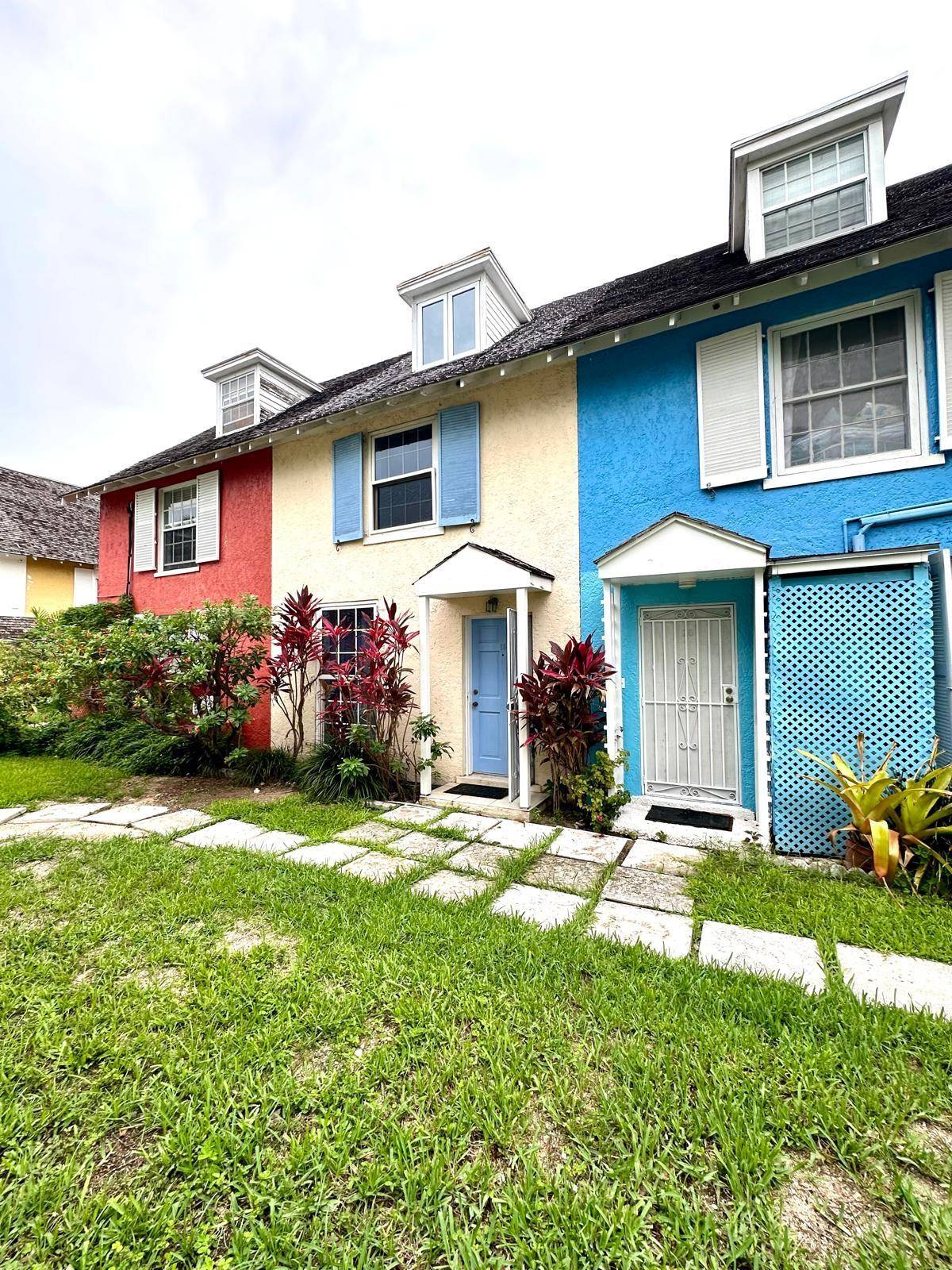 HARBOUR MEWS Condo Cable-Beach New-Providence