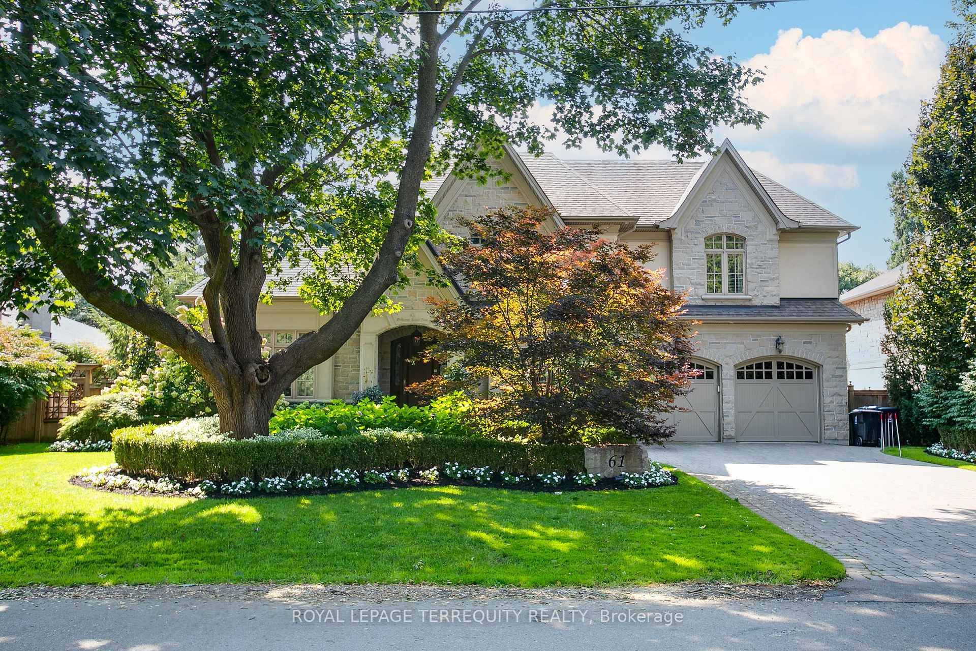 Welcome to 61 Princess Anne Cres, an architectural masterpiece in Princess Anne Manor, one of Etobicokes most prestigious and sought after enclaves.