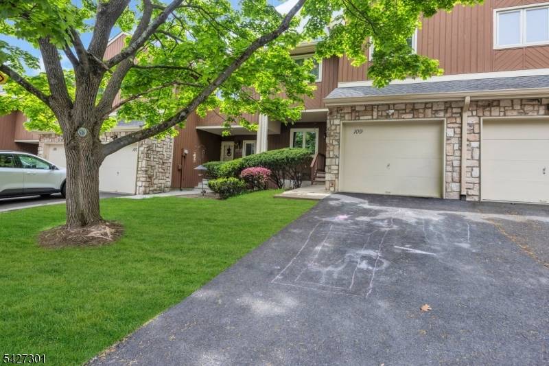 Welcome to this beautifully updated 3 bedroom, 2.