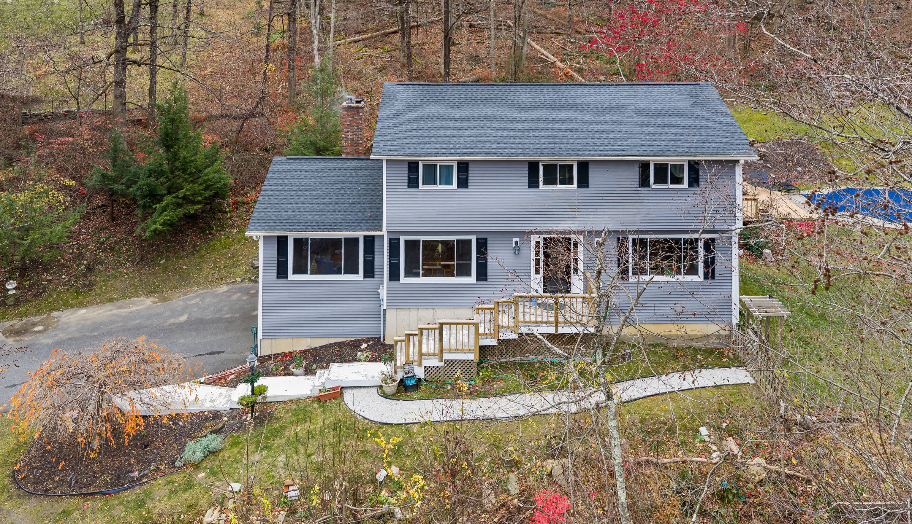 Tranquil Winter Spring Retreat in Sherman, CT Spacious 4 Bedroom Colonial, located just 90 minutes from NYC.