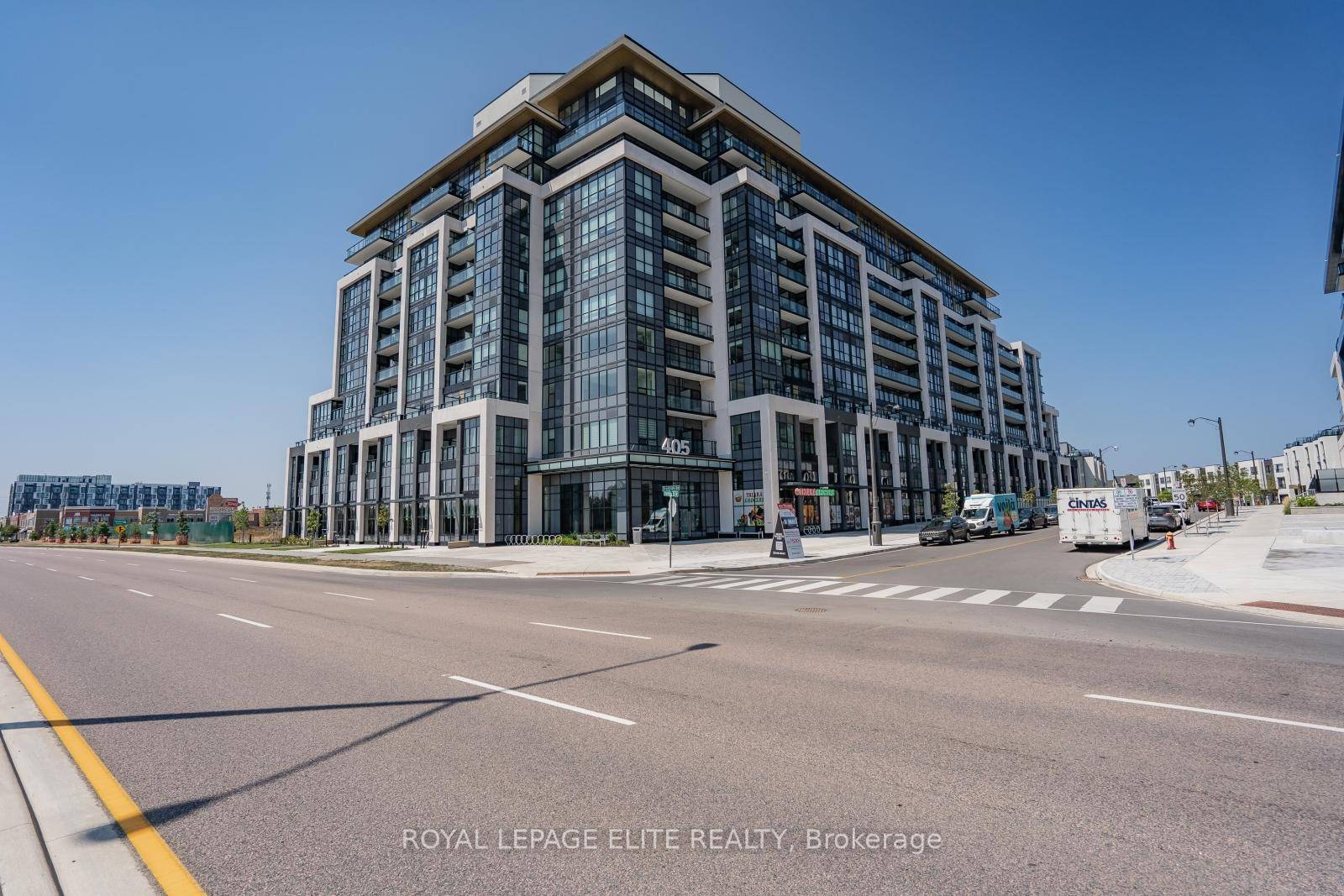 Welcome to this wonderful one Bedroom den in the luxurious Distrikt Trail West condos in Neyagawa and Dundas St West, in Oakville.