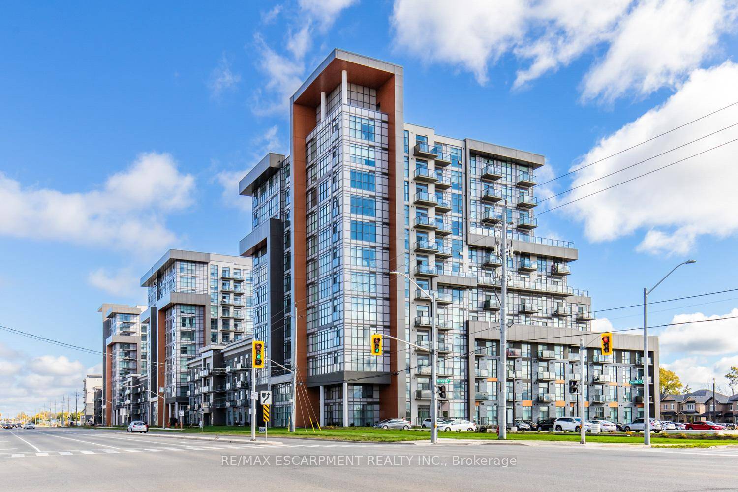 Stunning 1 bed 1 bath condo built by award winning developer New Horizon Development Group.