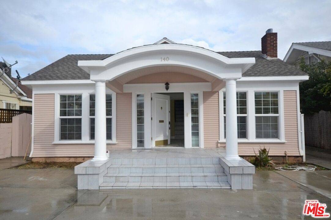 140  N Serrano Ave 4BR Mid Wilshire La