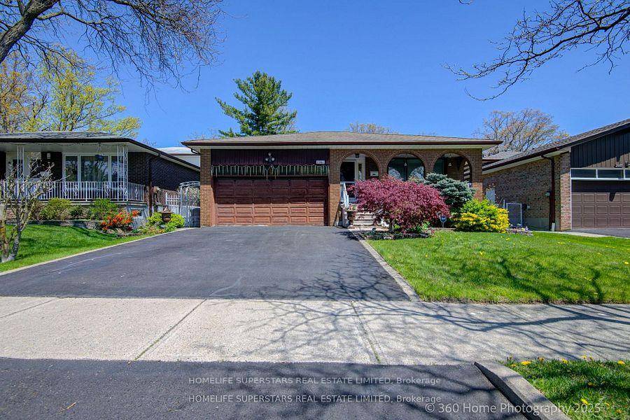 4 Levels back split, Located on very quiet street in high demand area.