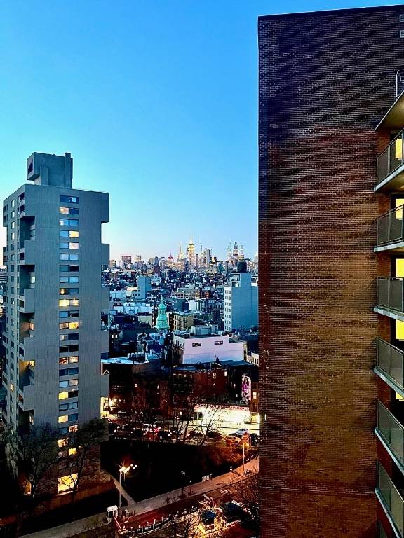A rare opportunity to acquire a sunlit corner 2 bedroom.