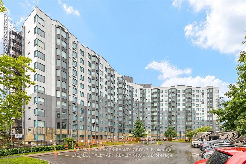 Step into this sun drenched corner unit and experience panoramic southwest views that capture every sunset.