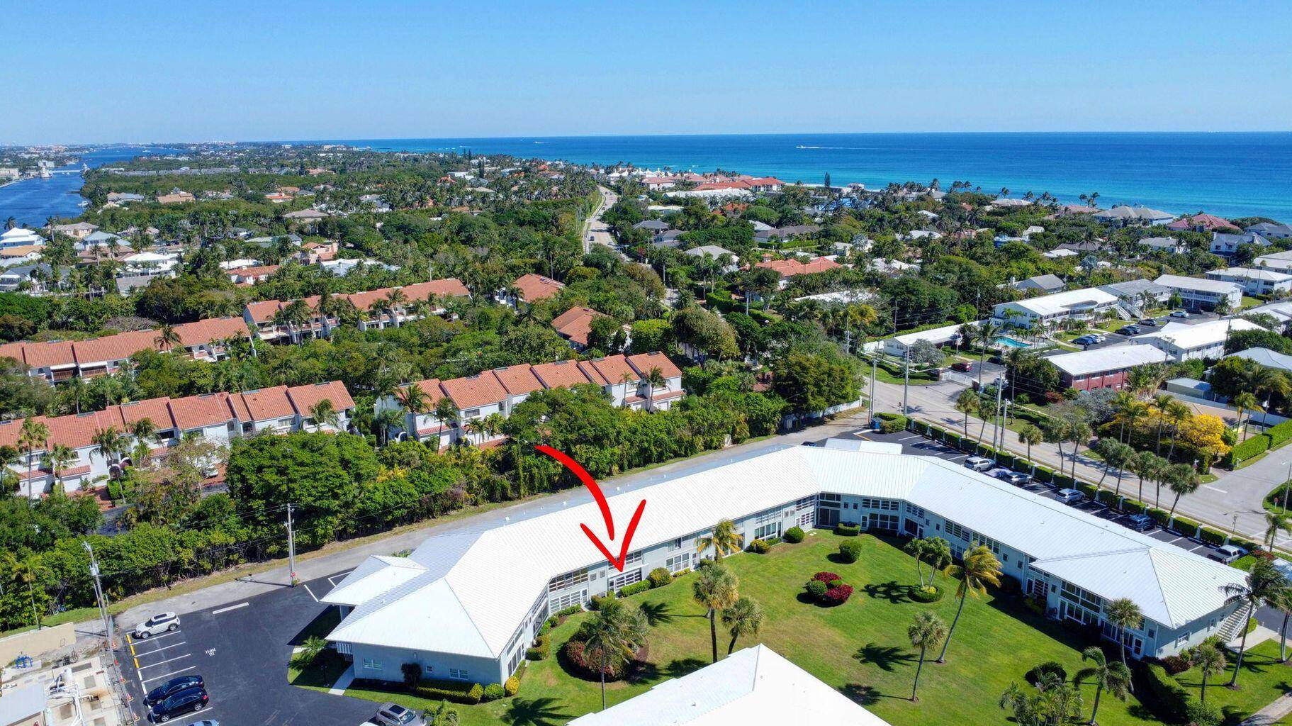 Spacious and Bright two bedroom, two bath condo in Ocean Ridge nestled in between the ocean and the intracoastal.