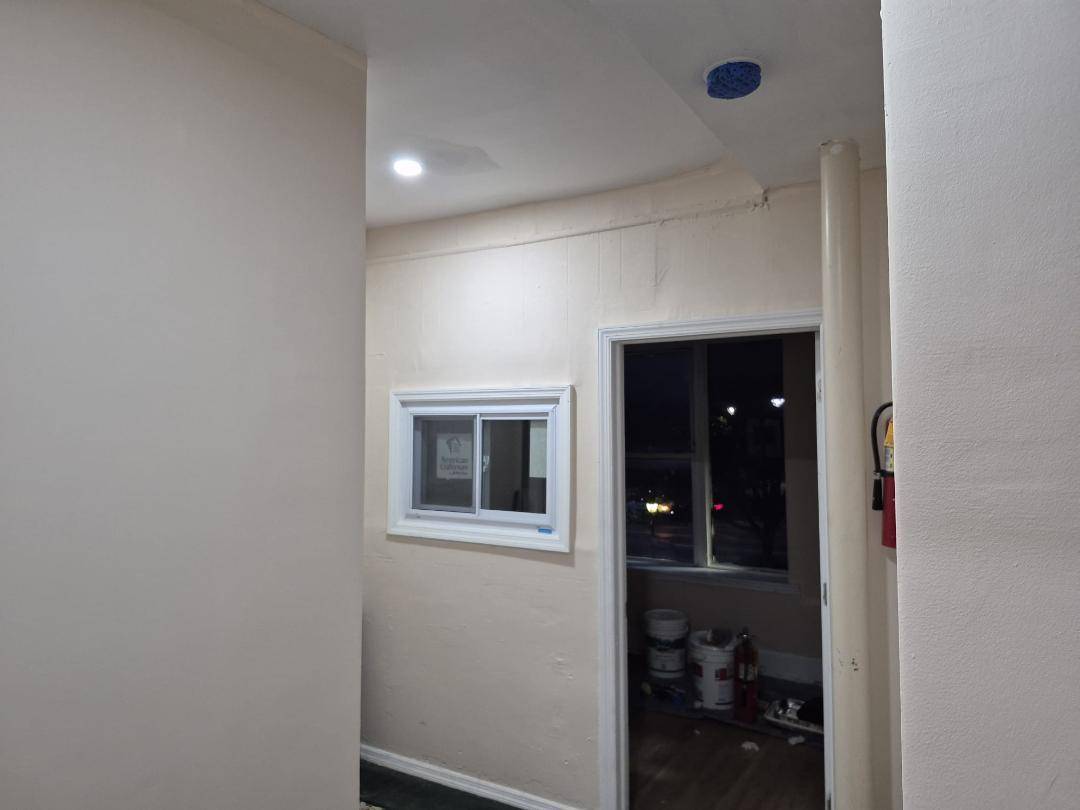 Updated 3 Bedrooms apartmnet.