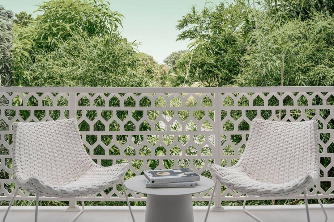 WESTEND Condo New-Providence