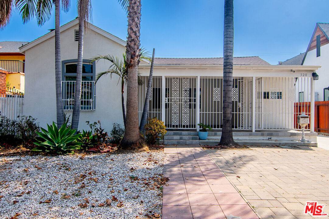 328 S Sycamore Ave 3BR Hancock Park La